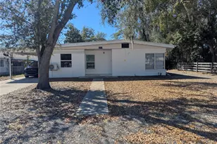 1513 Akron Dr, Leesburg, FL 34748 - Photo 1