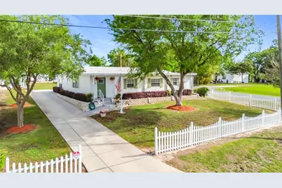 111 Mark Avenue, Lady Lake, FL 32159 - Photo 1
