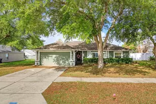 1044 Arbor Hill Cir, Minneola, FL 34715 - Photo 1