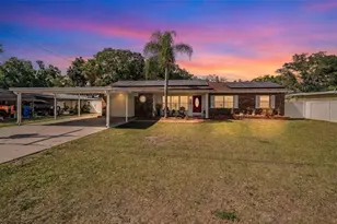 127 Connie Ave, Tampa, FL 33613 - Photo 1