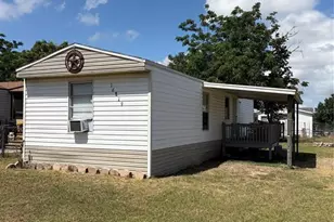 16819 Bay Ave, Montverde, FL 34756 - Photo 1
