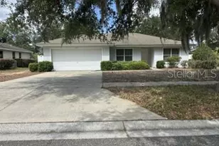 4474 Caicos Dr, Tavares, FL 32778 - Photo 1