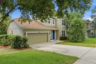 424 Misty Oaks Ln, Eustis, FL 32736 - Photo 1