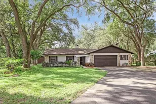 4308 Allen Rd, Fruitland Park, FL 34731 - Photo 1