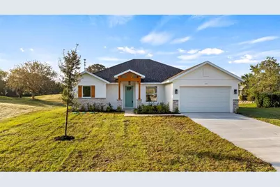 577 Dowling Circle, Lady Lake, FL 32159 - Photo 1