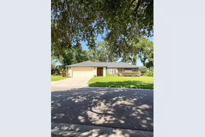 1315 Juniper Circle, Plant City, FL 33563 - Photo 1