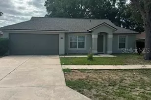 3715 Meadow Green Dr, Tavares, FL 32778 - Photo 1