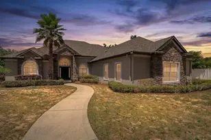 1251 Magnolia Farms Ct, Eustis, FL 32726 - Photo 1