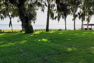 34410 Island Dr, Leesburg, FL 34788 - Photo 1