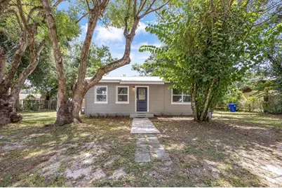 706 N Old Wire Road, Wildwood, FL 34785 - Photo 1