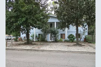 1048 SW 6th Drive, Gainesville, FL 32601 - Photo 1