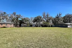 1585 SE Inglewood Ave, Lake City, FL 32025 - Photo 1