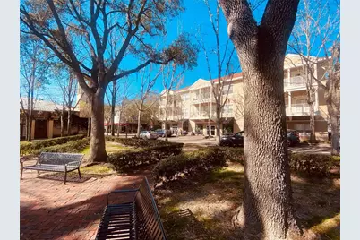 9127 SW 52nd Avenue #301, Gainesville, FL 32608 - Photo 1