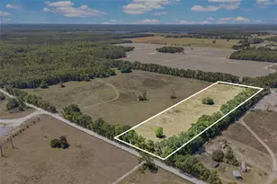 868 SW Fry Ave, Fort White, FL 32038 - Photo 1