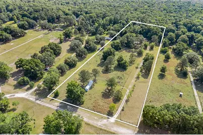 427 SW Buck Court, Fort White, FL 32038 - Photo 1