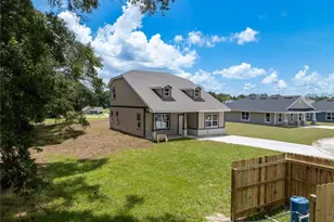 3279 E Iris Ln, Bell, FL 32619 - Photo 1