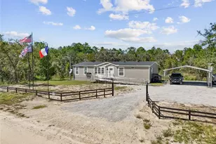 13411 SE 21st Pl, Morriston, FL 32668 - Photo 1