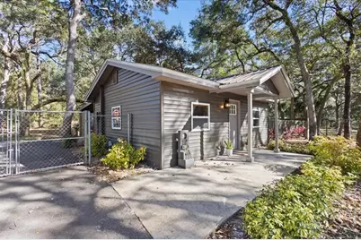 7951 NW 167th Place, Trenton, FL 32693 - Photo 1