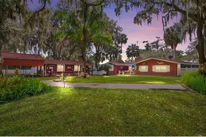 101 Orange Street, Satsuma, FL 32189 - Photo 1
