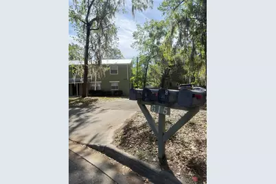 615 SW 11th Lane #B, Gainesville, FL 32601 - Photo 1