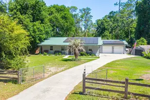 917 SW Second Ave, Trenton, FL 32693 - Photo 1