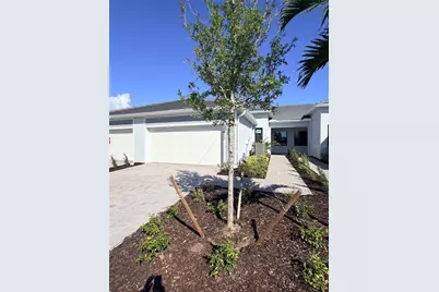 18812 Indian Rock Place, Bradenton, FL 34211 - Photo 1