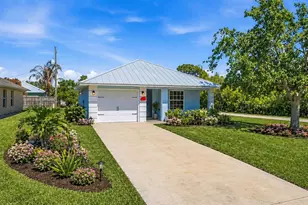204 14th St SW, Vero Beach, FL 32962 - Photo 1