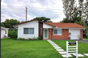 9202 NW 81st Ct, Fort Lauderdale, FL 33321 - Photo 1