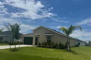 101 Hercules Dr, Rotonda West, FL 33947 - Photo 1