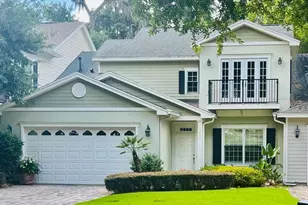 1331 Country Club Oaks Cir, Orlando, FL 32804 - Photo 1