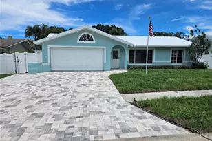 8174 129th Ln N, Seminole, FL 33776 - Photo 1