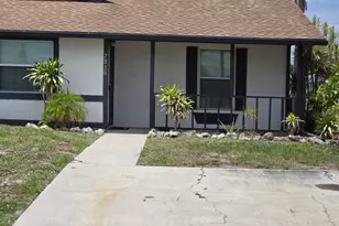7810 43rd Ave Dr W, Bradenton, FL 34209 - Photo 1