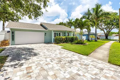 12103 71st Way, Largo, FL 33773 - Photo 1