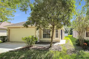 5704 Tanagerlake Rd, Lithia, FL 33547 - Photo 1