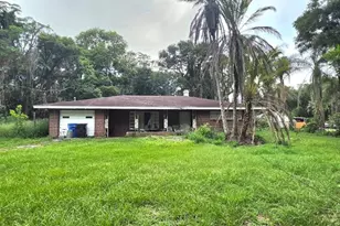 17850 Simmons Rd, Lutz, FL 33548 - Photo 1