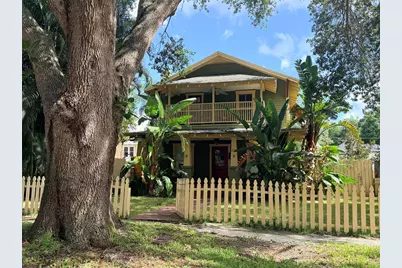 229 10th Avenue N, Saint Petersburg, FL 33701 - Photo 1