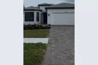 17117 Moonflower Drive, Venice, FL 34293 - Photo 1