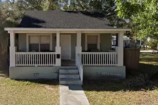 1757 Queen St S, Saint Petersburg, FL 33712 - Photo 1