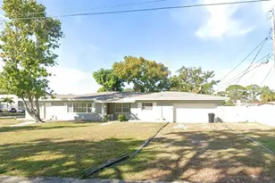 6795 23rd St S, Saint Petersburg, FL 33712 - Photo 1