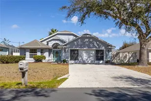 11 Faircastle Ln, Palm Coast, FL 32137 - Photo 1