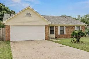 4785 Tami Ln, Pensacola, FL 32526 - Photo 1