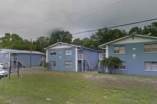 13714 N 20th St, Tampa, FL 33613 - Photo 1