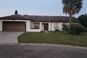 2 Horseshoe Ct, Kissimmee, FL 34743 - Photo 1