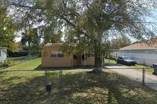 7911 Dahlia Ave, Tampa, FL 33619 - Photo 1