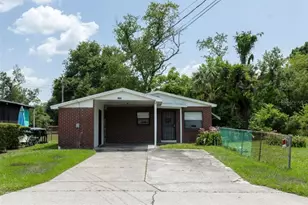 1458 Powhatan Ct, Lakeland, FL 33805 - Photo 1