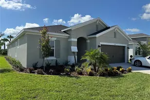 5295 Everlong Dr, Apollo Beach, FL 33572 - Photo 1