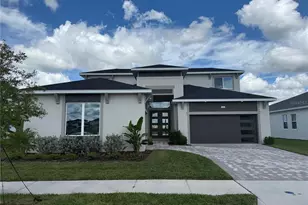 10661 Torchwood Sea Wy, San Antonio, FL 33576 - Photo 1