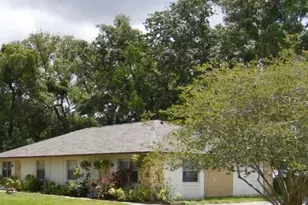 2439 S Lake Ave, Sanford, FL 32771 - Photo 1