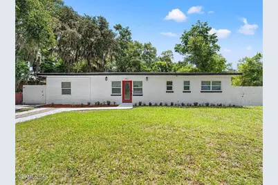 111 Ashley Drive, Palatka, FL 32177 - Photo 1