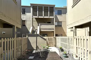 226 Woodland Dr, Osprey, FL 34229 - Photo 1